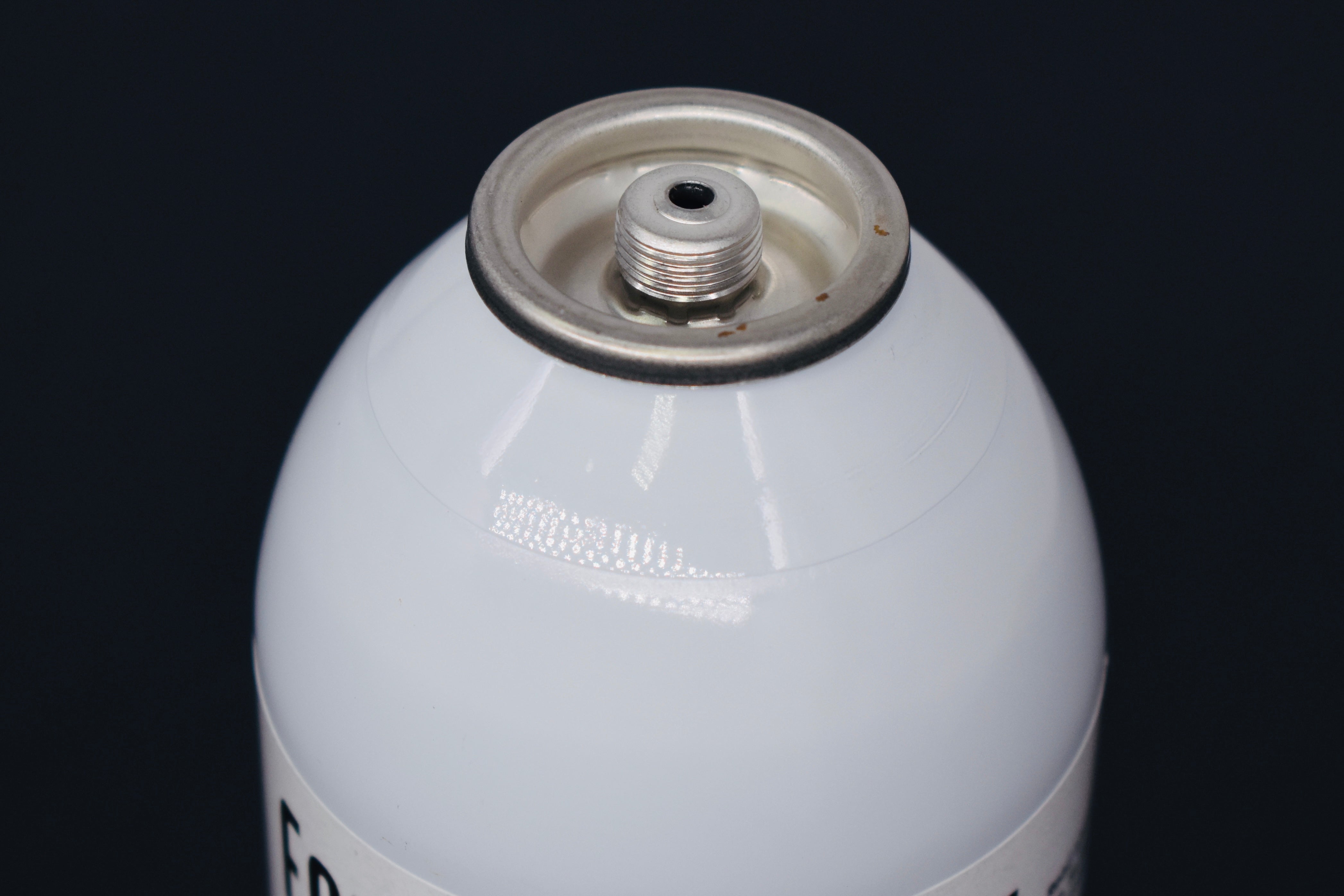 R600a Inverted Self-Sealing Valve Refrigerant – 12 Can Pack (6oz Each)